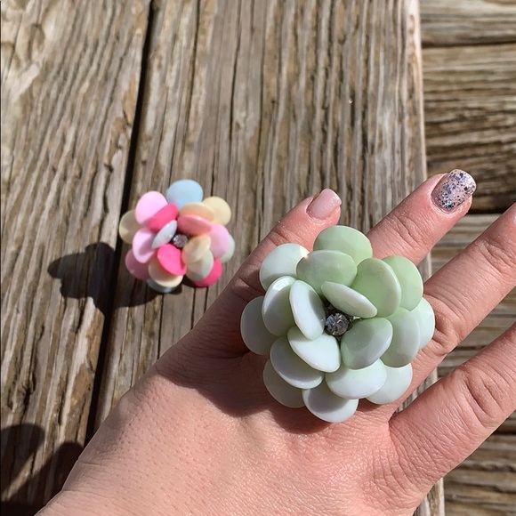 Bling Flower Rings - Picture 2 of 3